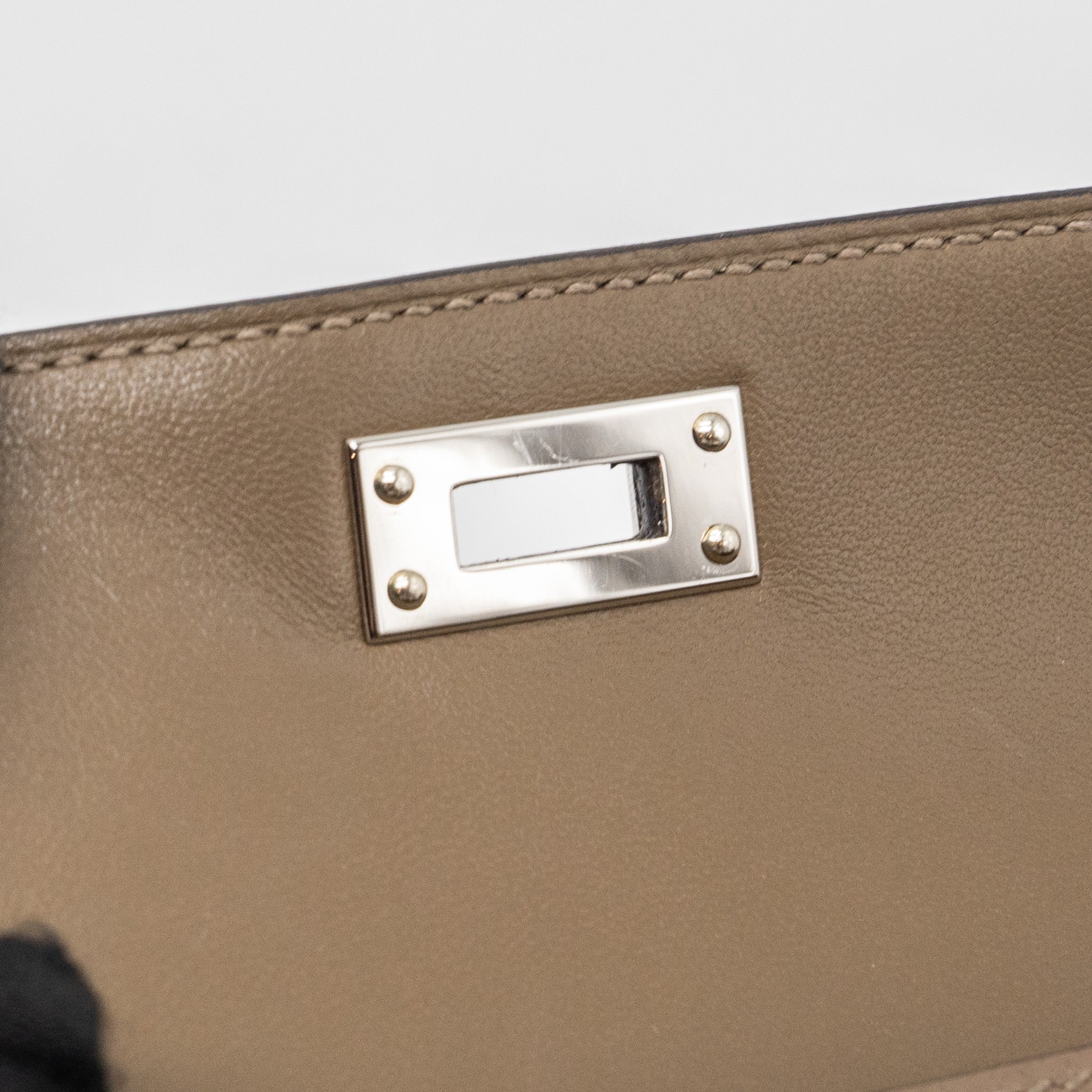 hermes-mini-kelly-ii-epsom-etoupe-alezan-biscuit-shw-stamp-z