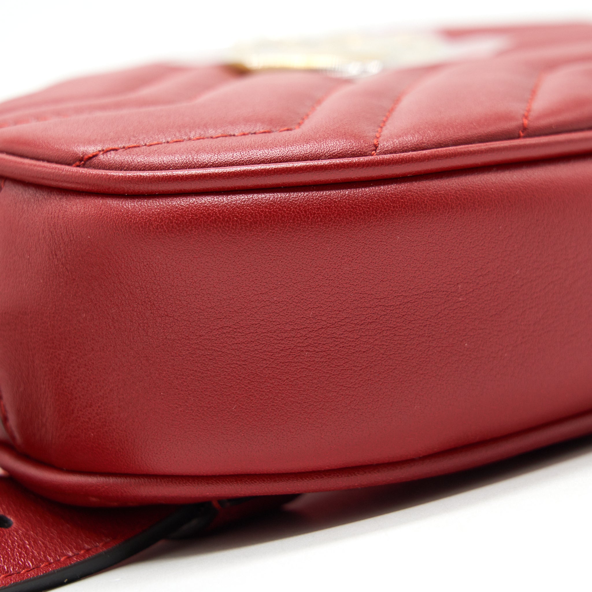 gucci-size85-gg-marmont-leather-belt-bag-red