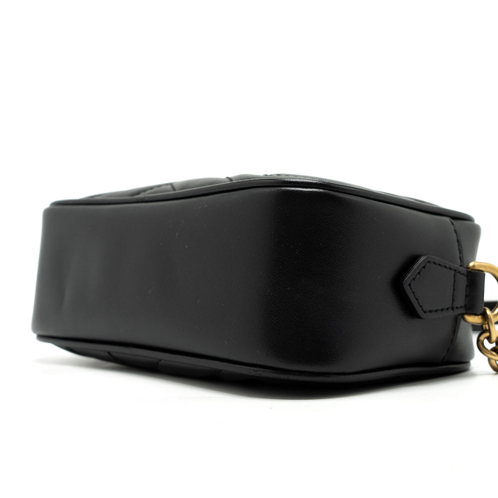 gucci-gg-marmont-matelasse-mini-bag-calfskin-black-ghw