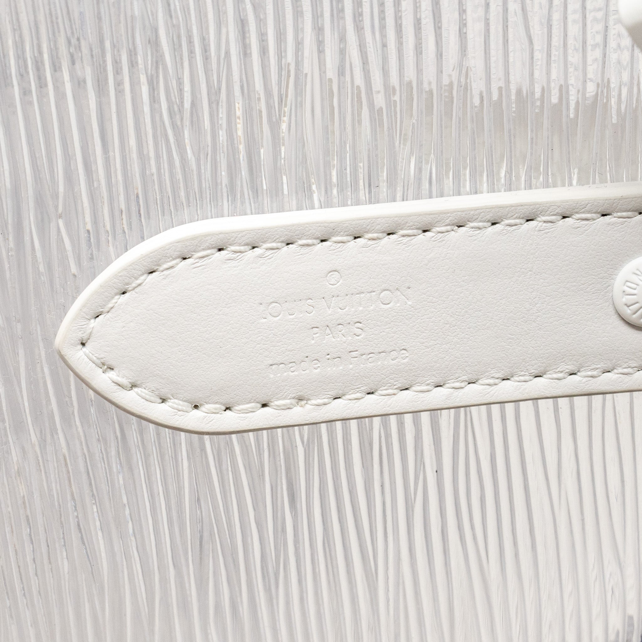 louis-vuitton-wavy-keepall-50-epi-plage-white