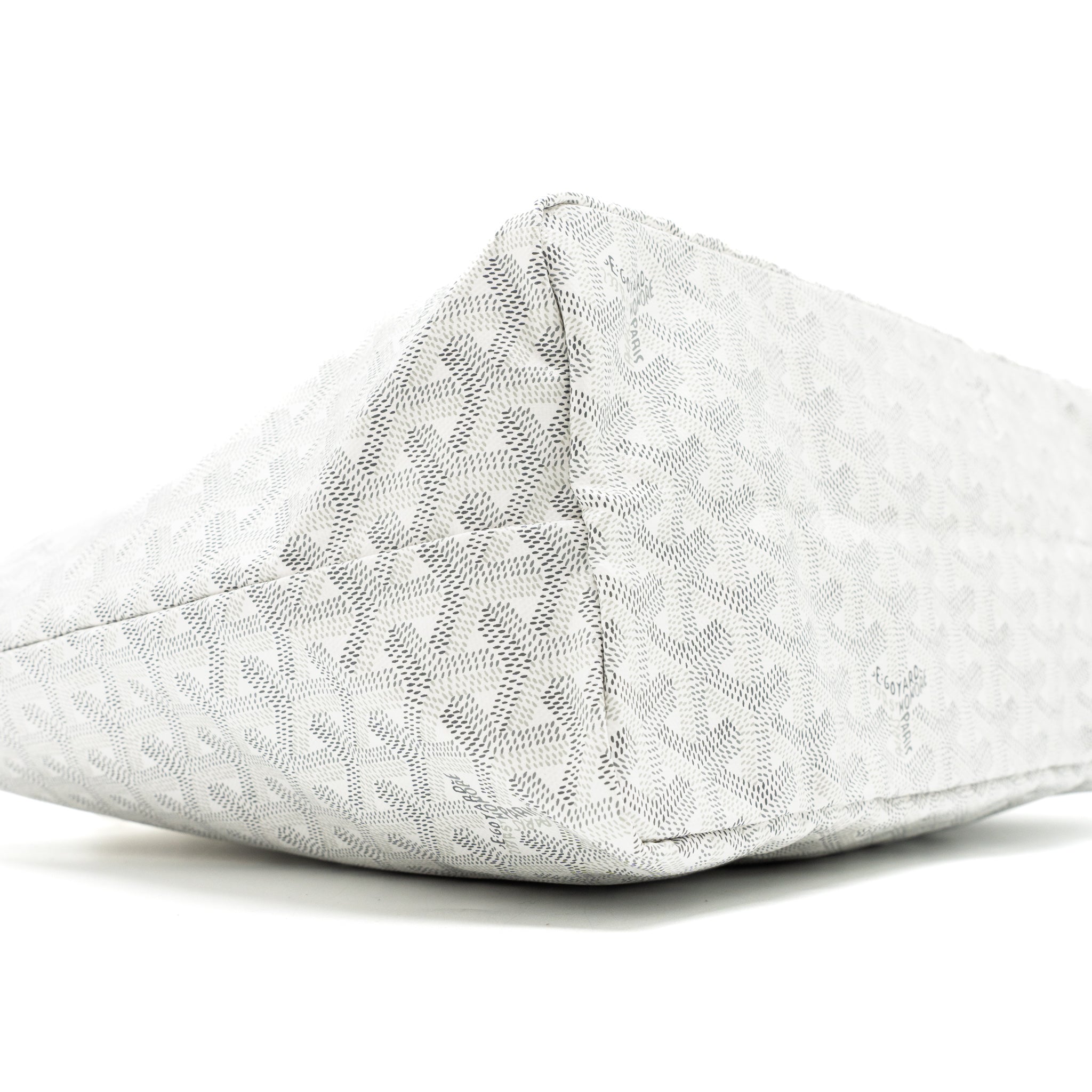 goyard-saint-louis-pm-bag-canvas-calfskin-white