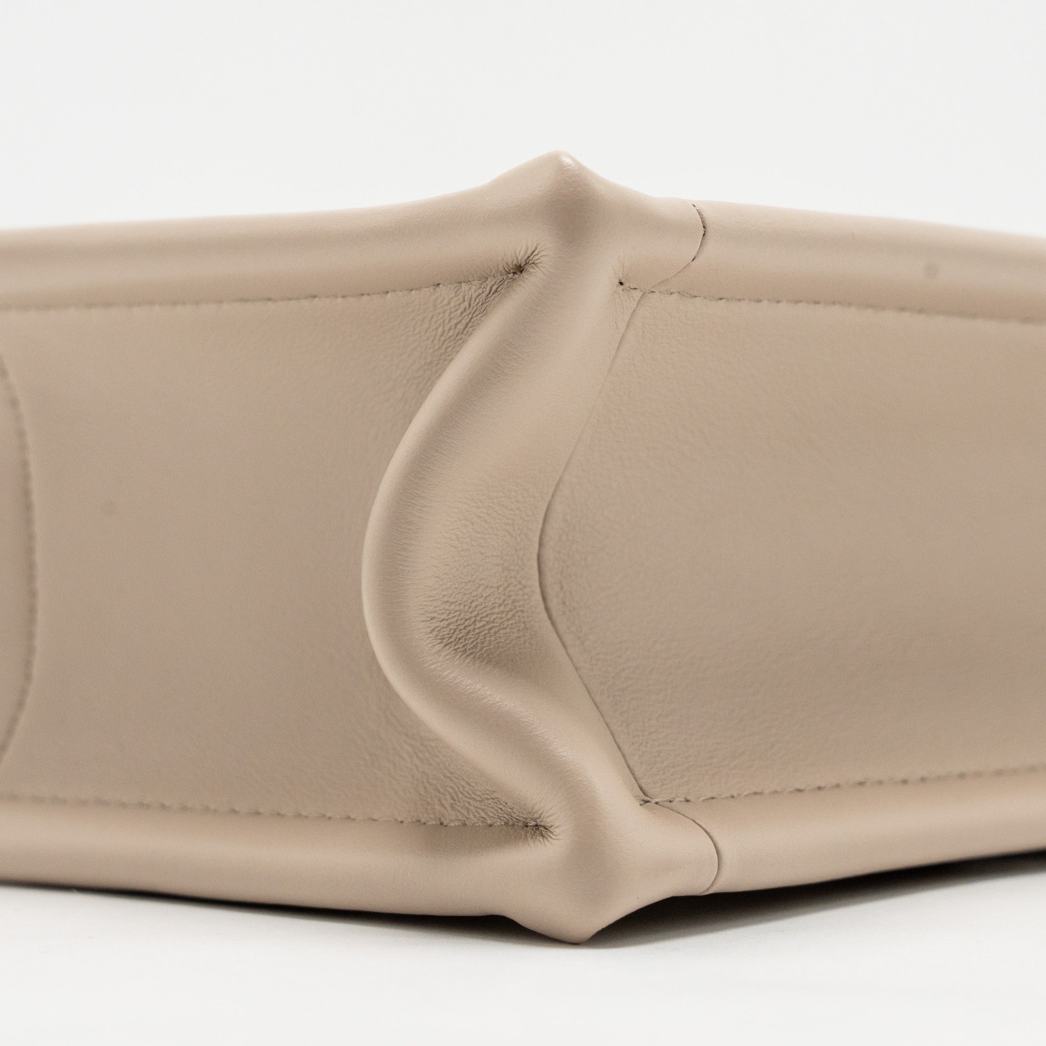 dior-dioramour-mini-dior-book-tote-macrocannage-calfskin-powder-beige-lghw-copy