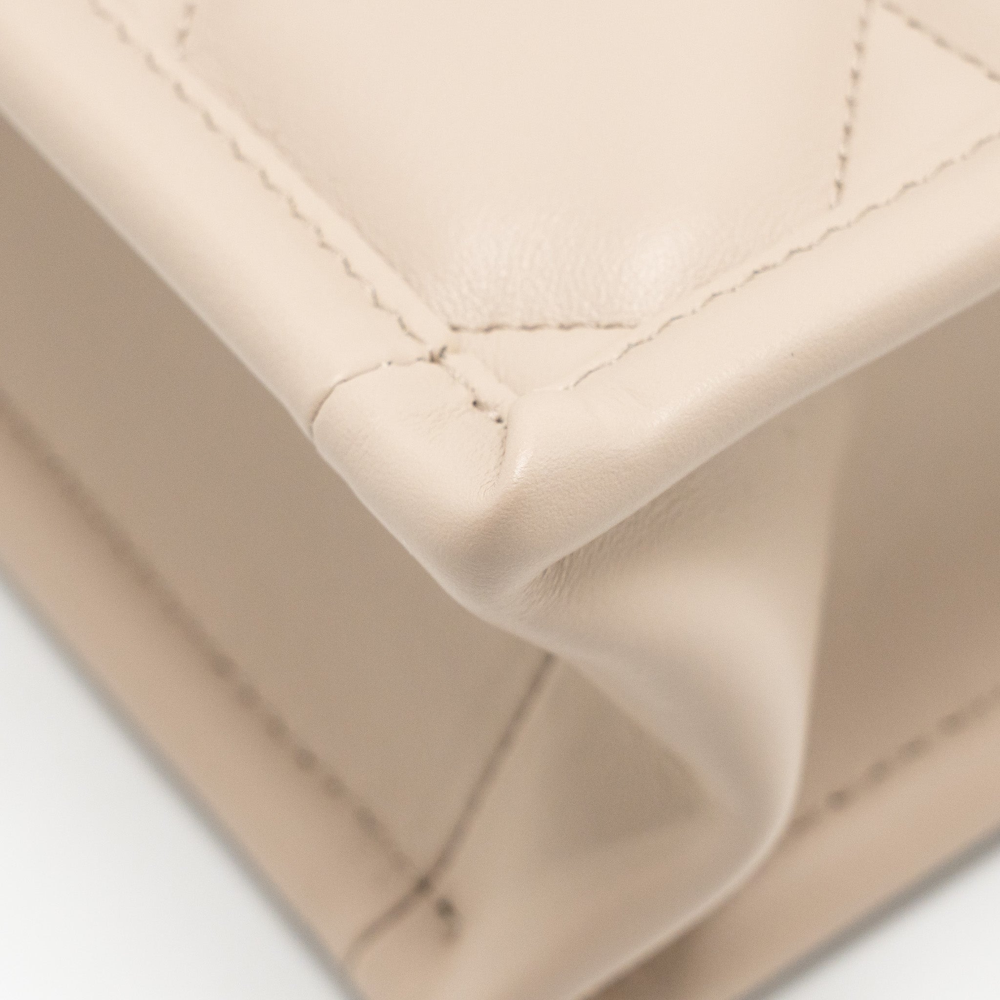 dior-dioramour-mini-dior-book-tote-macrocannage-calfskin-powder-beige-lghw-copy