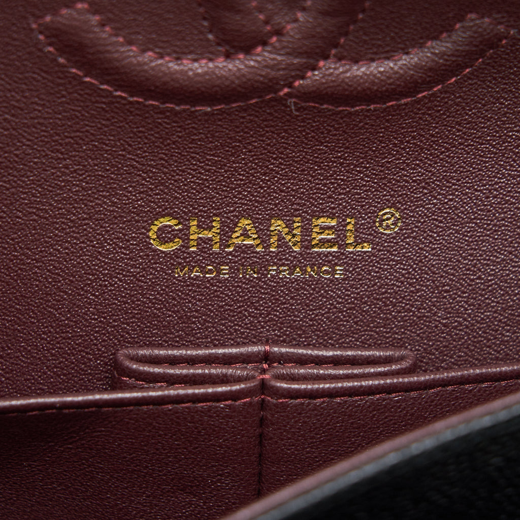 chanel-medium-classic-double-flap-bag-caviar-black-ghw