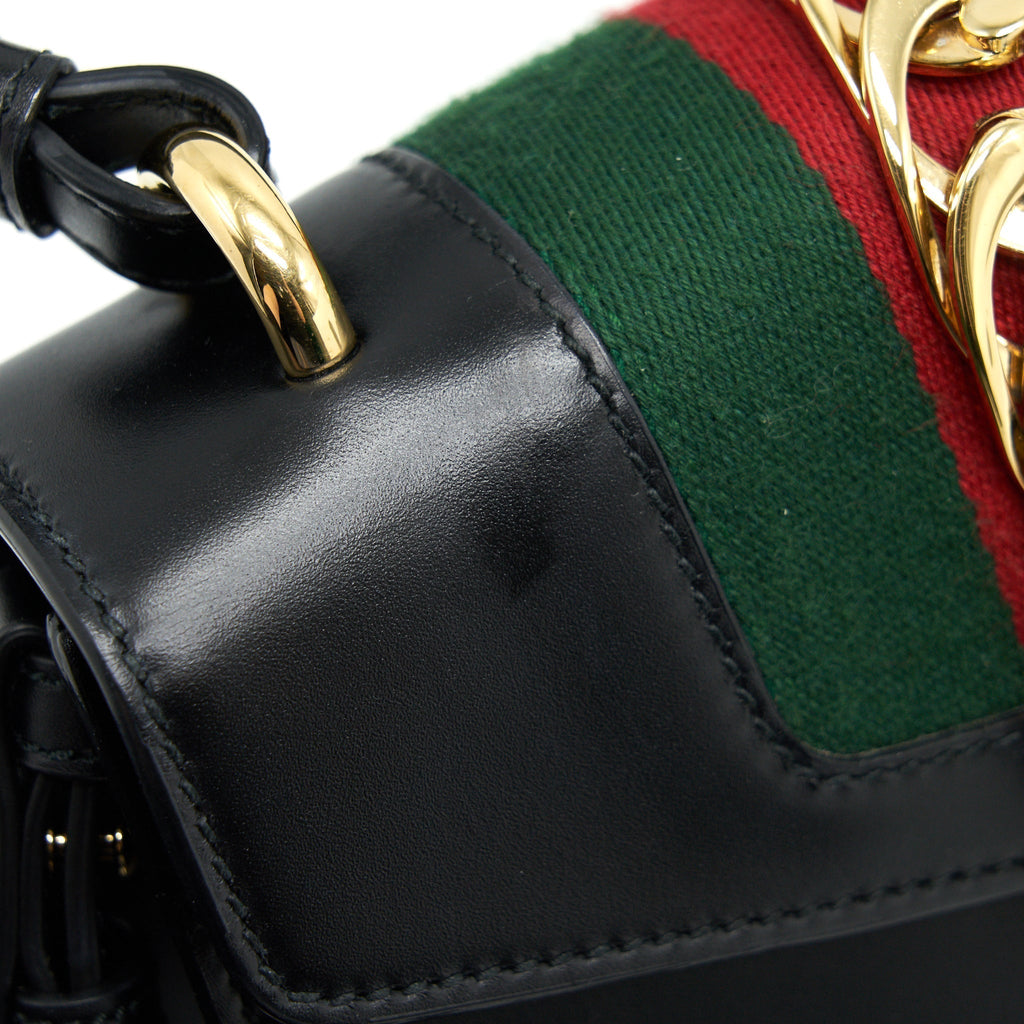 gucci-mini-sylvie-20cm-black