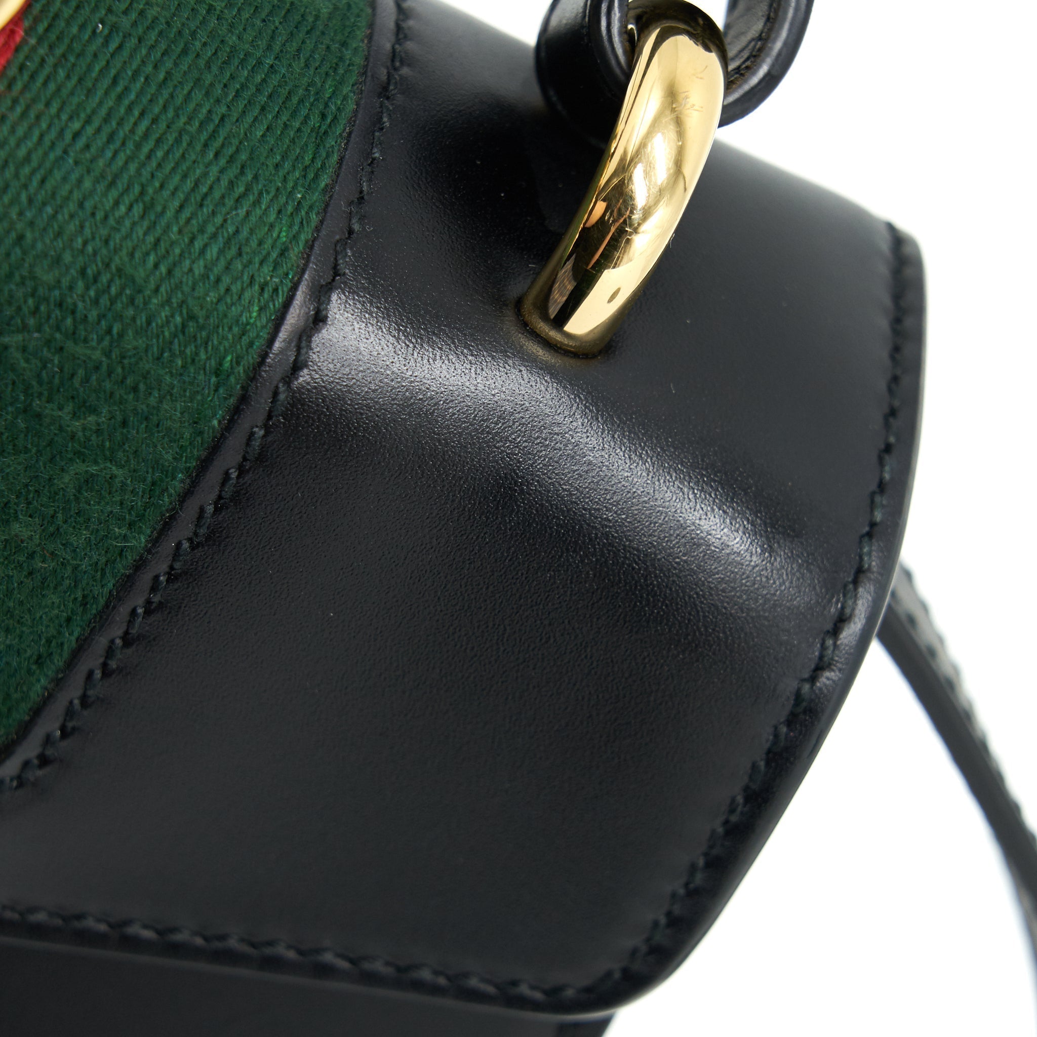 gucci-mini-sylvie-20cm-black