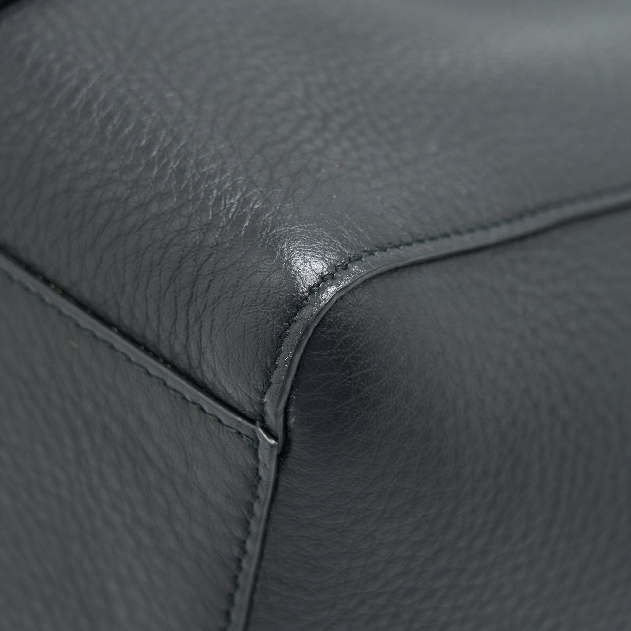 balenciaga-leather-shopping-tote-bag-black