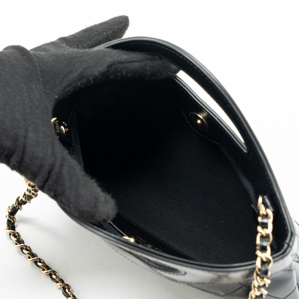 chanel-24c-mini-31-clutch-with-chain-shiny-calfskin-black-lghwmicrochip