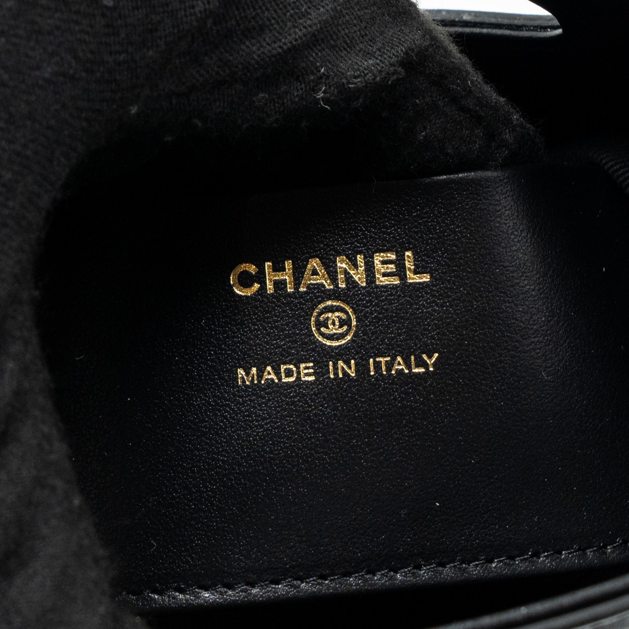 chanel-24c-mini-31-clutch-with-chain-shiny-calfskin-black-lghwmicrochip