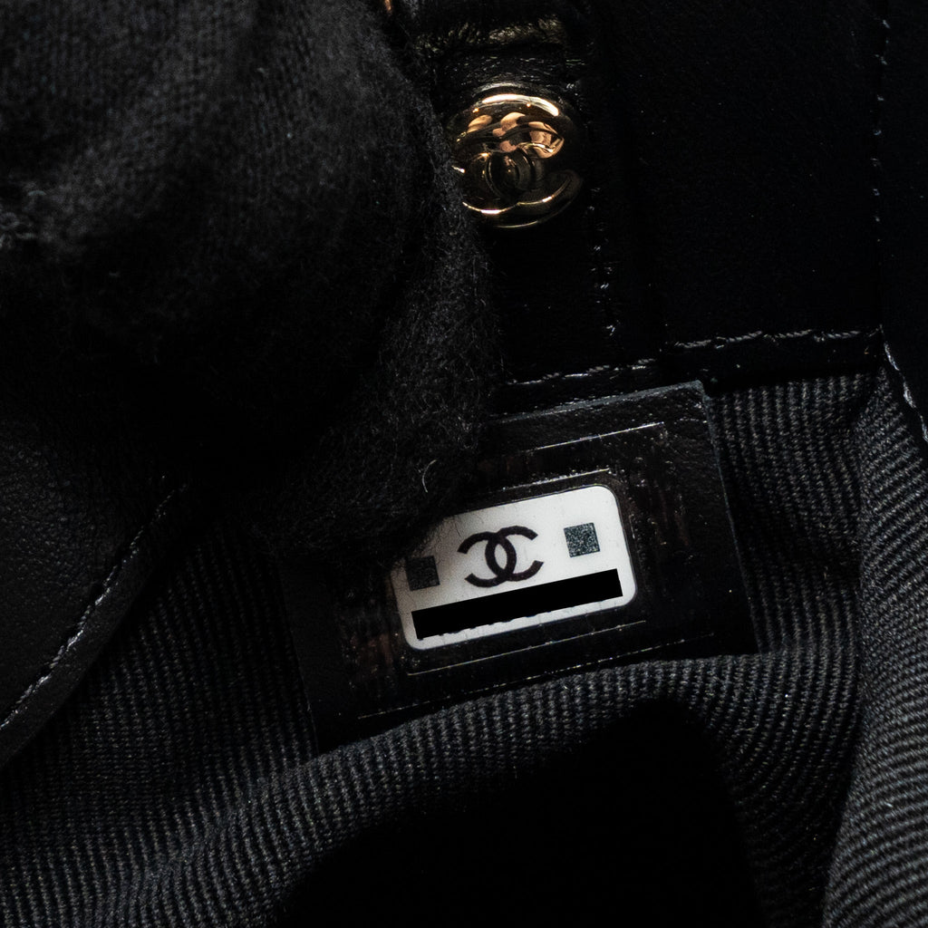 chanel-24c-mini-31-clutch-with-chain-shiny-calfskin-black-lghwmicrochip