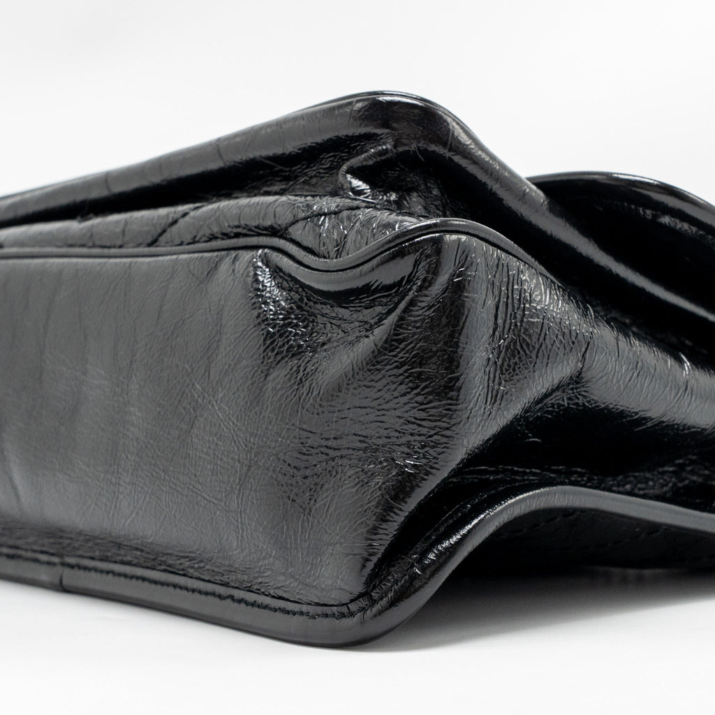 saint-laurent-ysl-medium-niki-calfskin-black-shw-3