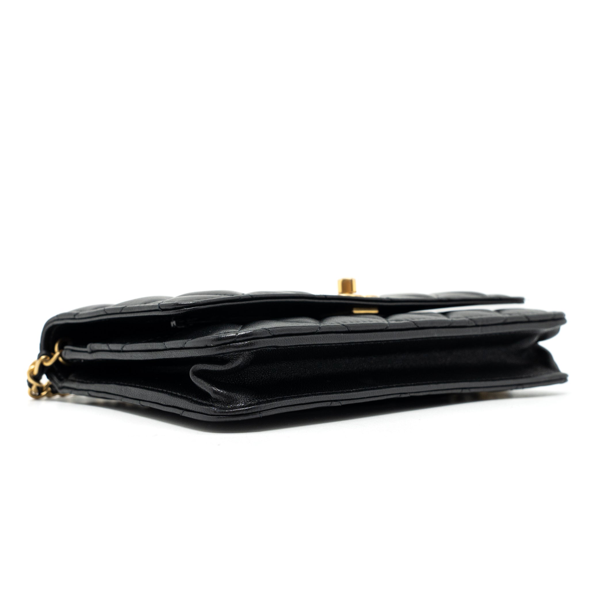 chanel-pearl-crush-wallet-on-chain-lambskin-black-ghw-microchip-6