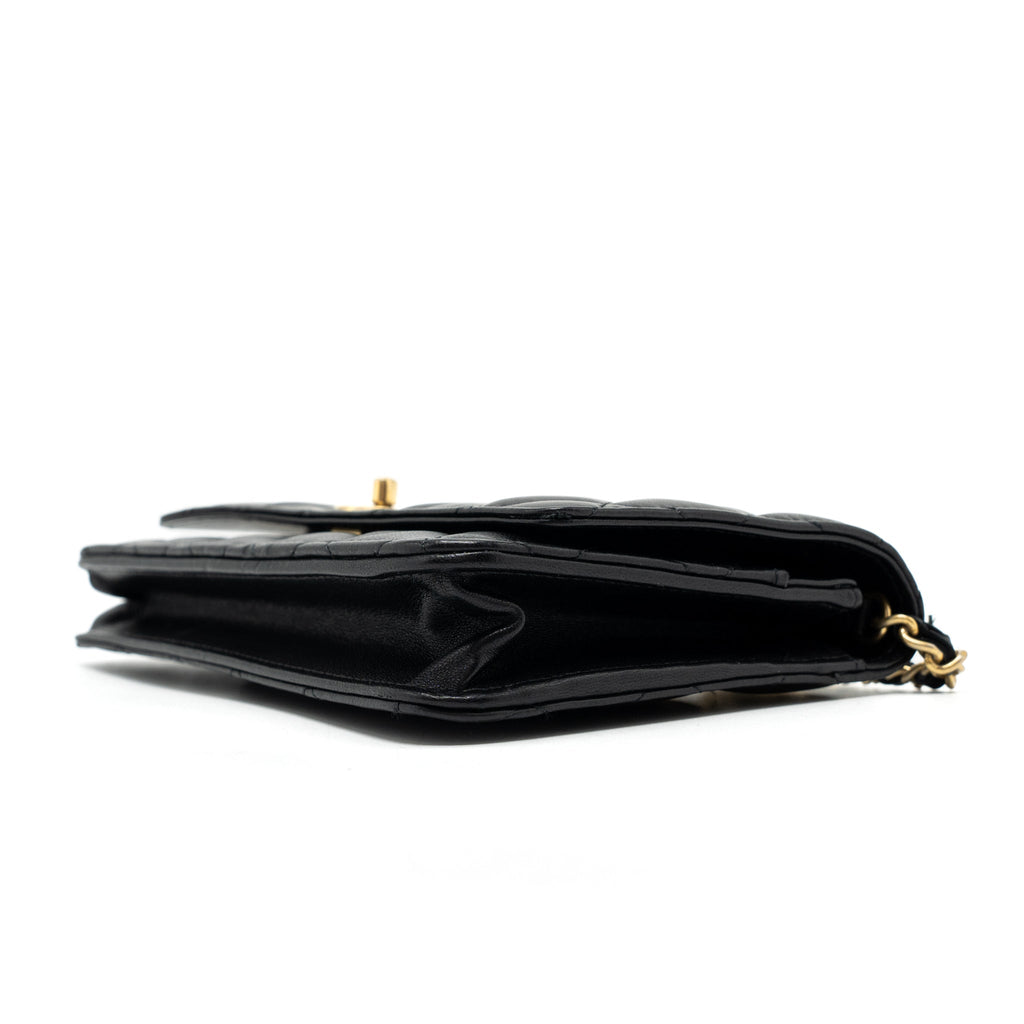 chanel-pearl-crush-wallet-on-chain-lambskin-black-ghw-microchip-6