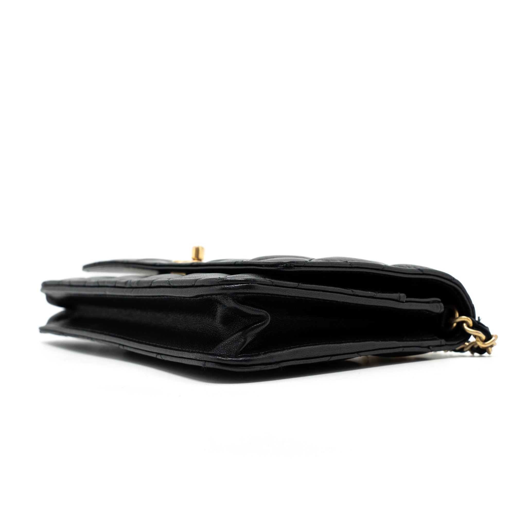chanel-pearl-crush-wallet-on-chain-lambskin-black-ghw-microchip-6