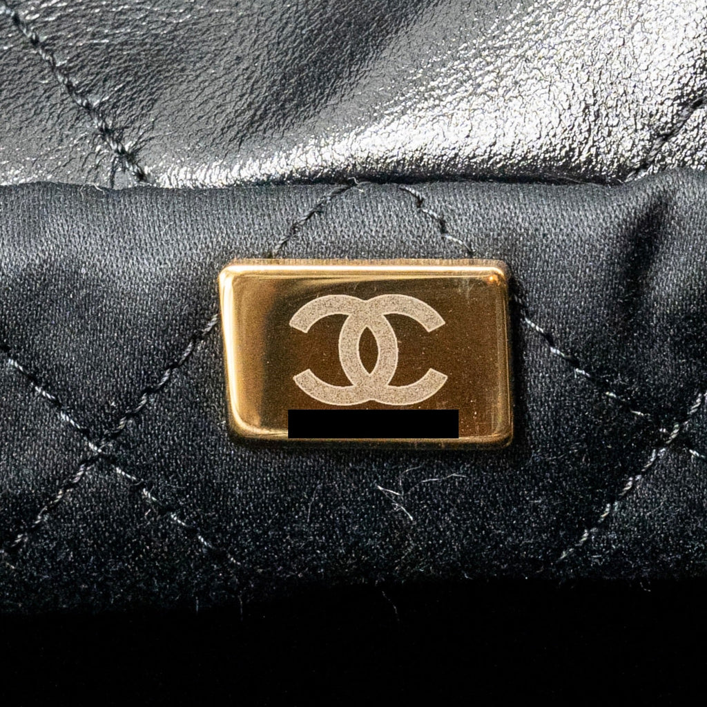 chanel-small-coco-handle-with-lizard-embossed-handle-caviar-black-lghw-microchip-copy
