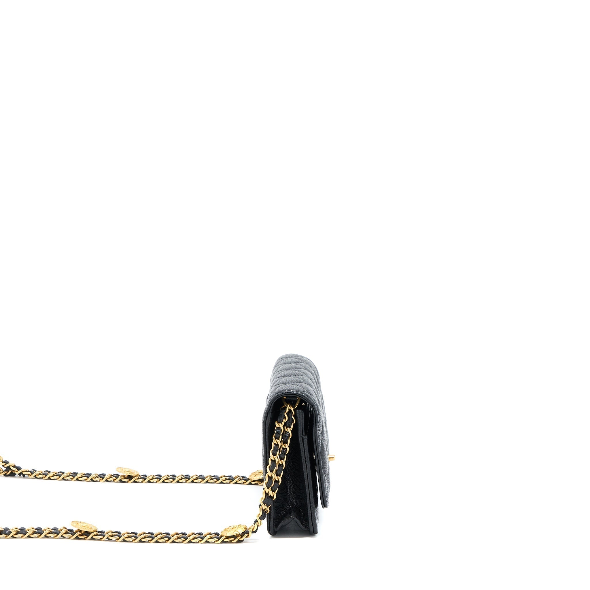 chanel-22a-wallet-on-chain-caviar-black-ghw-microchip