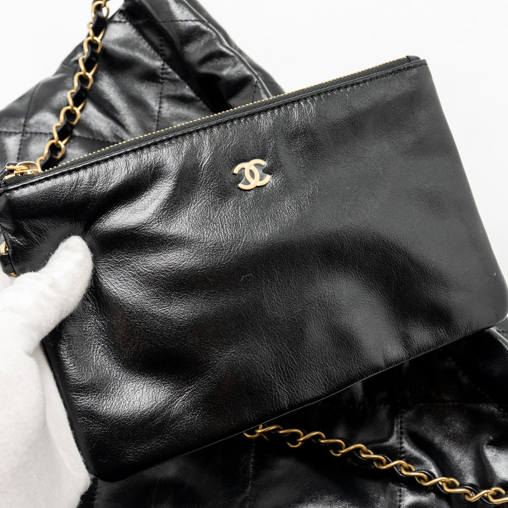 chanel-small-coco-handle-with-lizard-embossed-handle-caviar-black-lghw-microchip-copy