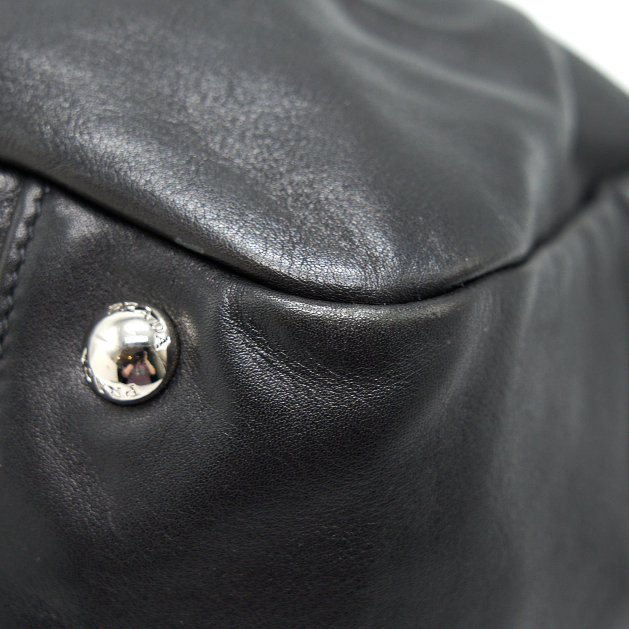 prada-prugna-soft-calfskin-leather-shopping-tote-bag-black