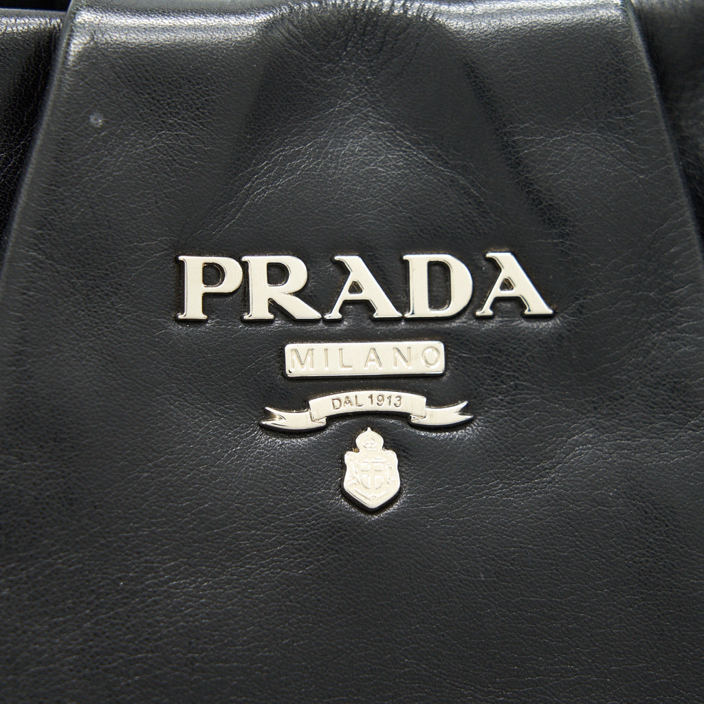 prada-prugna-soft-calfskin-leather-shopping-tote-bag-black