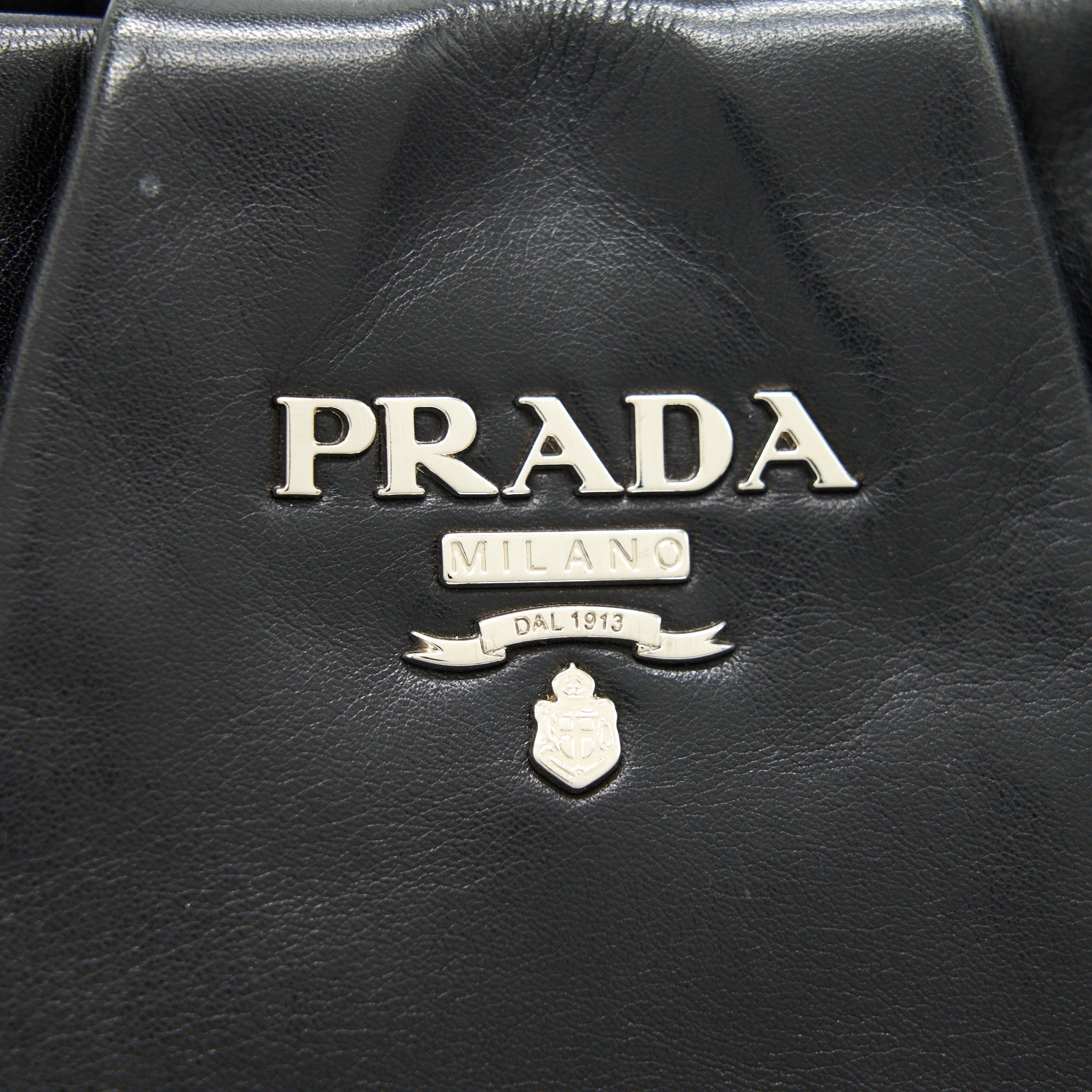 prada-prugna-soft-calfskin-leather-shopping-tote-bag-black