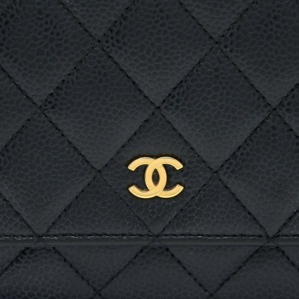 chanel-classic-wallet-on-chain-caviar-black-ghw-10