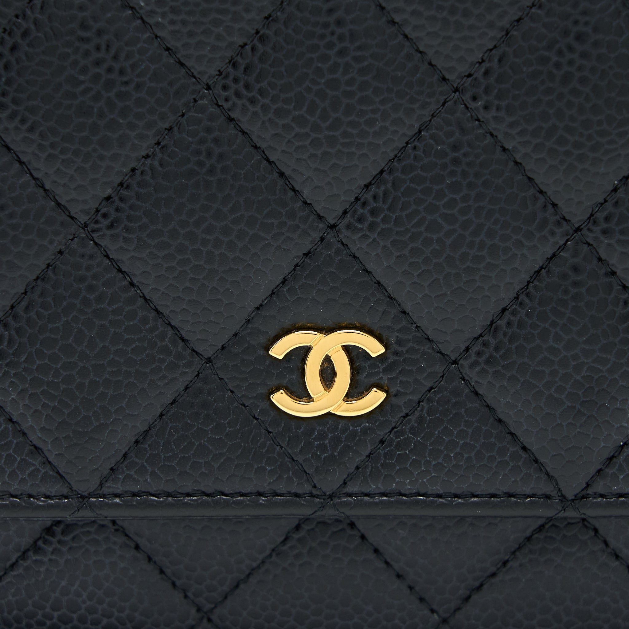 chanel-classic-wallet-on-chain-caviar-black-ghw-10