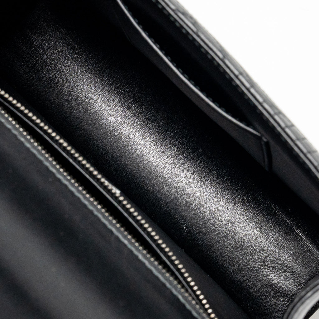 bvlgari-serpenti-forever-flap-bag-calfskin-black-ruthenium-hardware