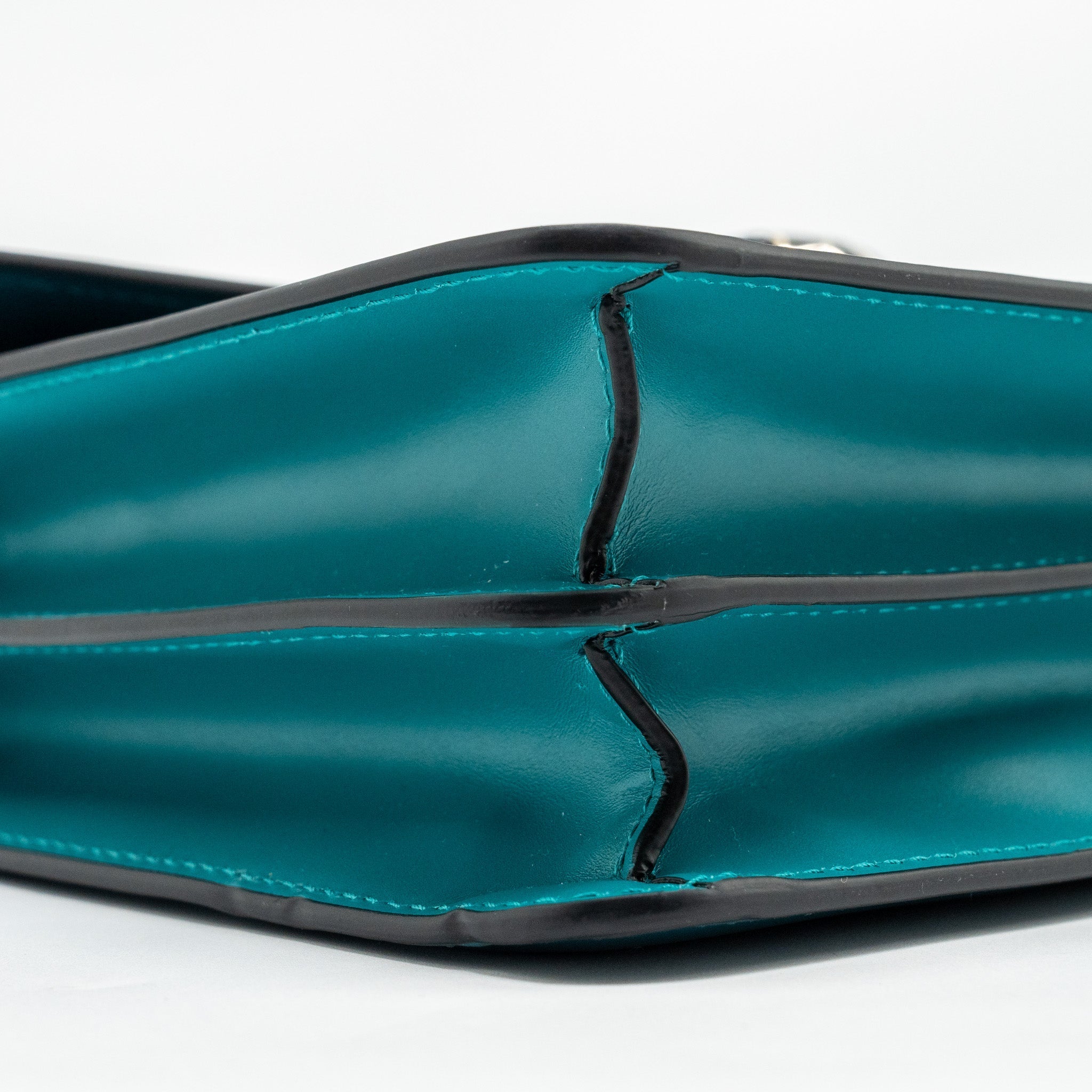 bvlgari-serpenti-forever-bag-calfskin-green-lghw-copy