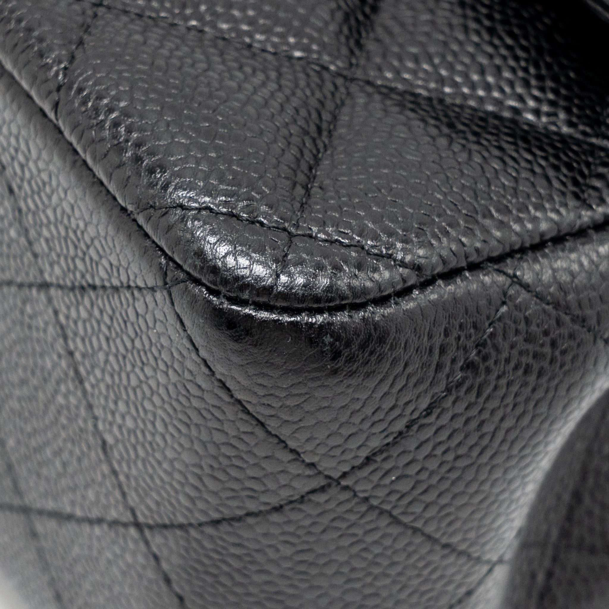 chanel-jumbo-classic-double-flap-bag-caviar-black-ghw-9