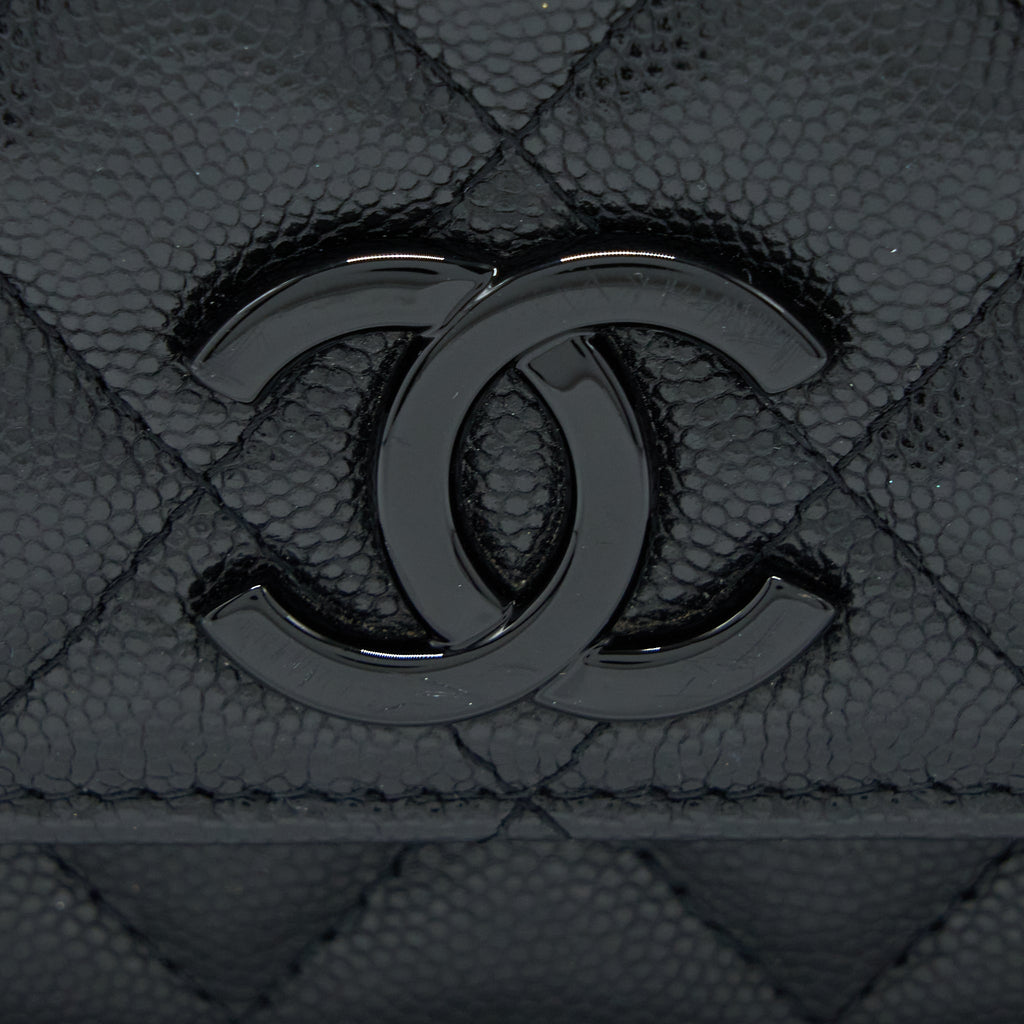 chanel-quilted-wallet-on-chain-caviar-so-black