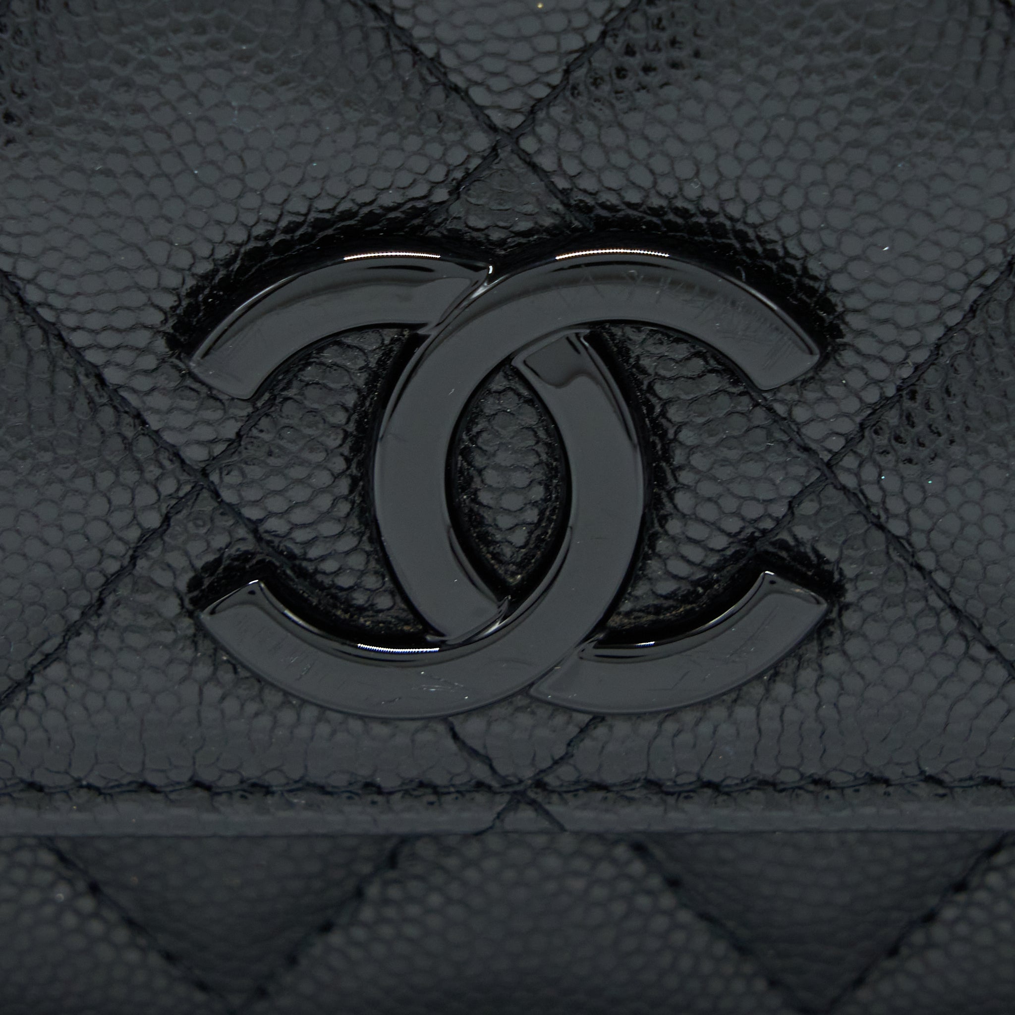 chanel-quilted-wallet-on-chain-caviar-so-black