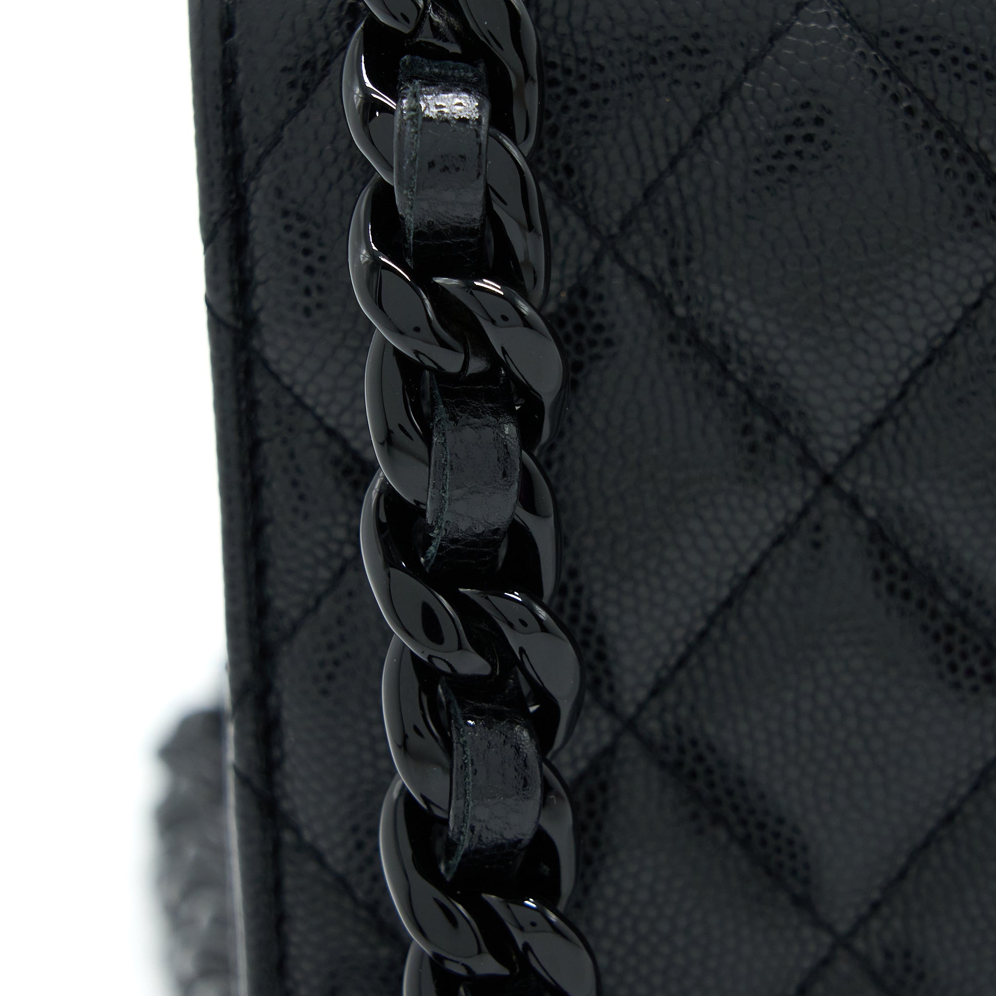 chanel-quilted-wallet-on-chain-caviar-so-black