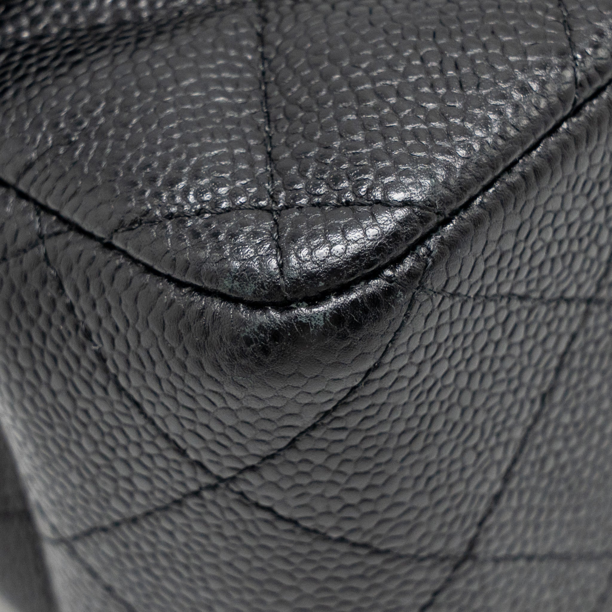 chanel-jumbo-classic-double-flap-bag-caviar-black-ghw-9