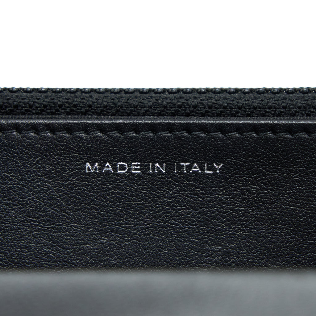 chanel-quilted-wallet-on-chain-caviar-so-black