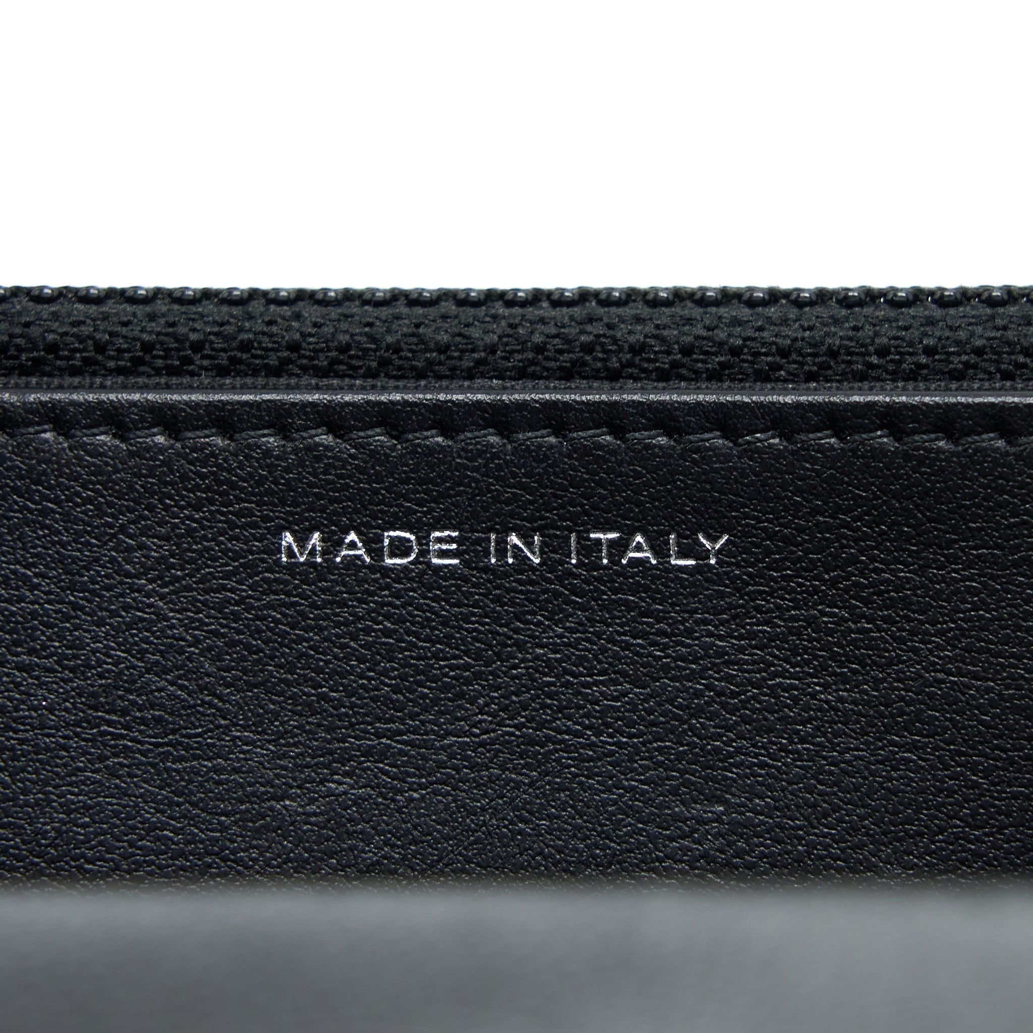 chanel-quilted-wallet-on-chain-caviar-so-black