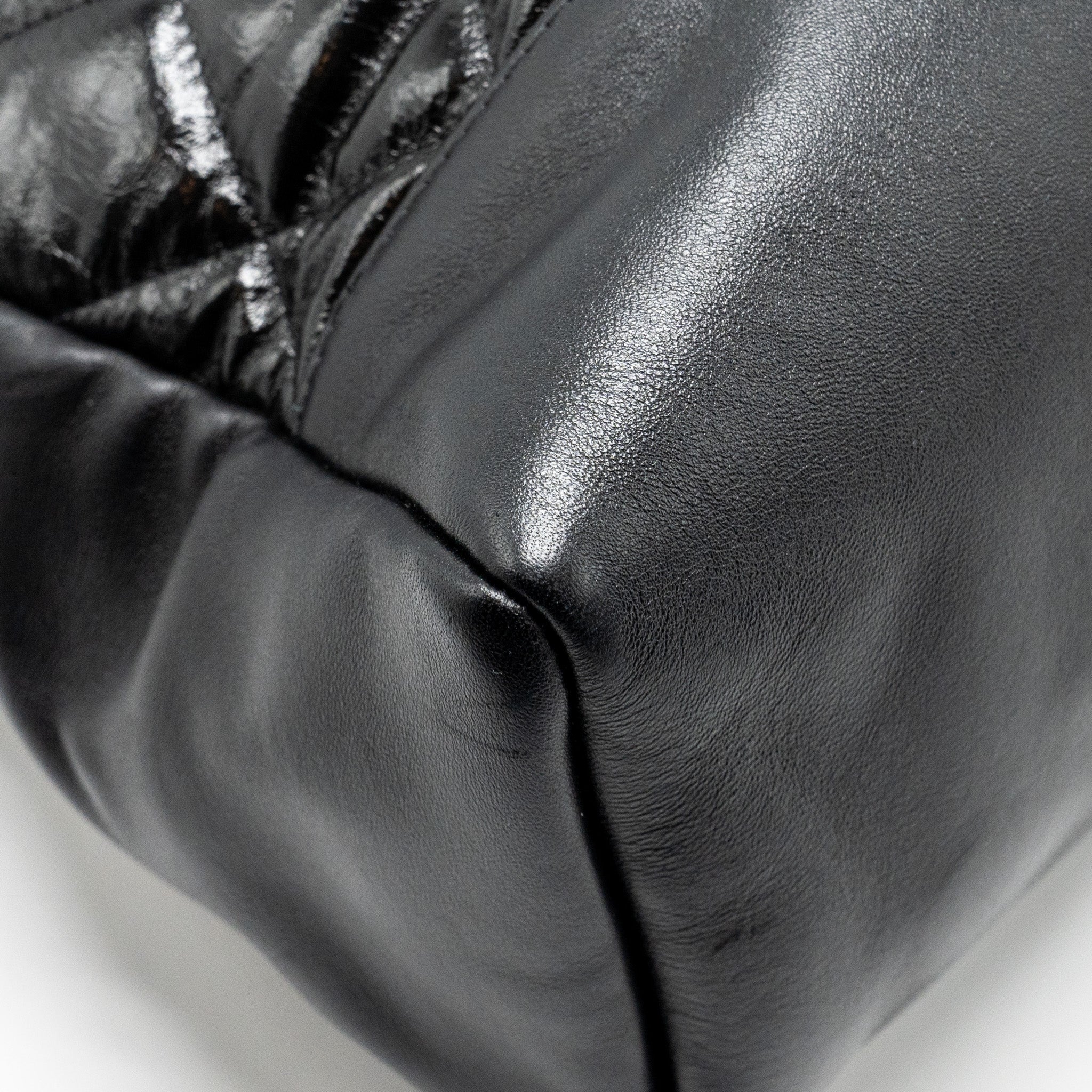 chanel-31-bag-calfskin-black-shw