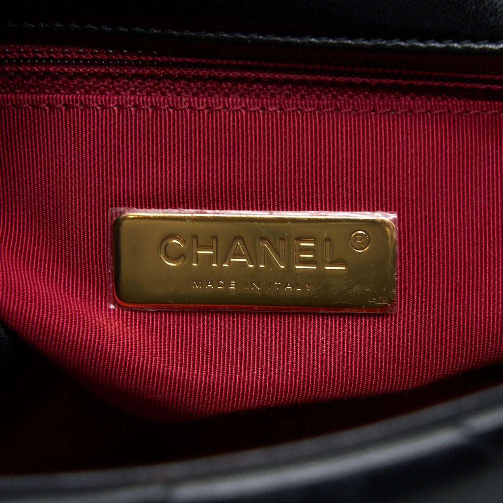 chanel-small-19-bag-lambskin-black-multicolour-hardware-1