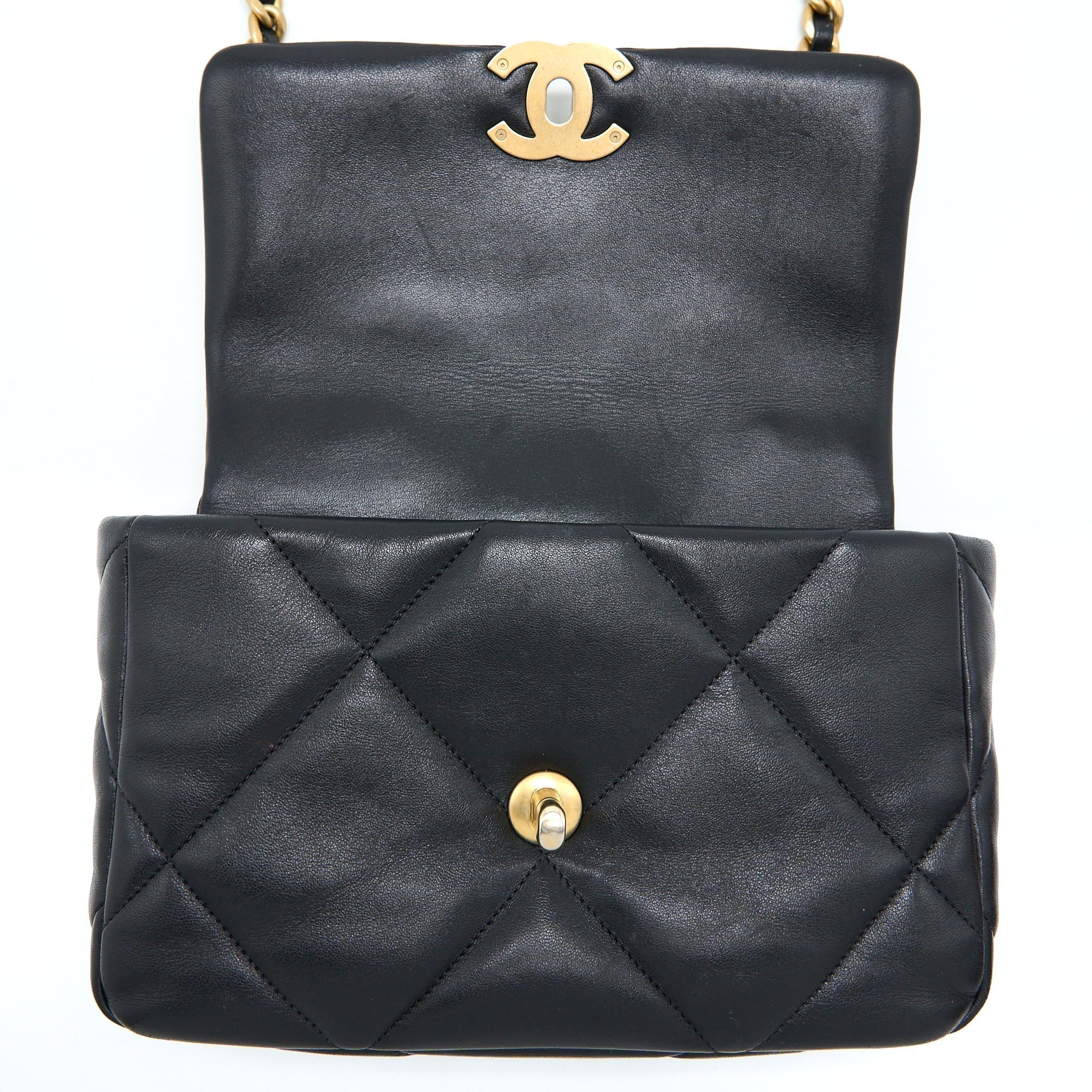 chanel-small-19-bag-lambskin-black-multicolour-hardware-1