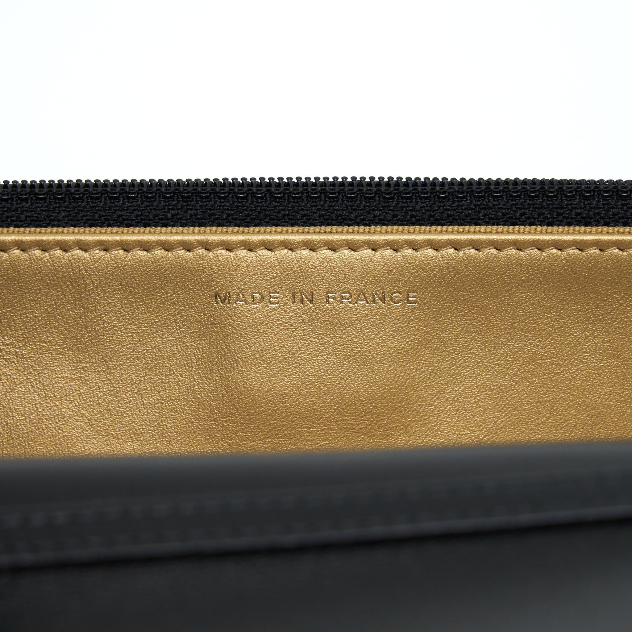 chanel-pearl-crush-wallet-on-chain-lambskin-black-ghw-microchip-1