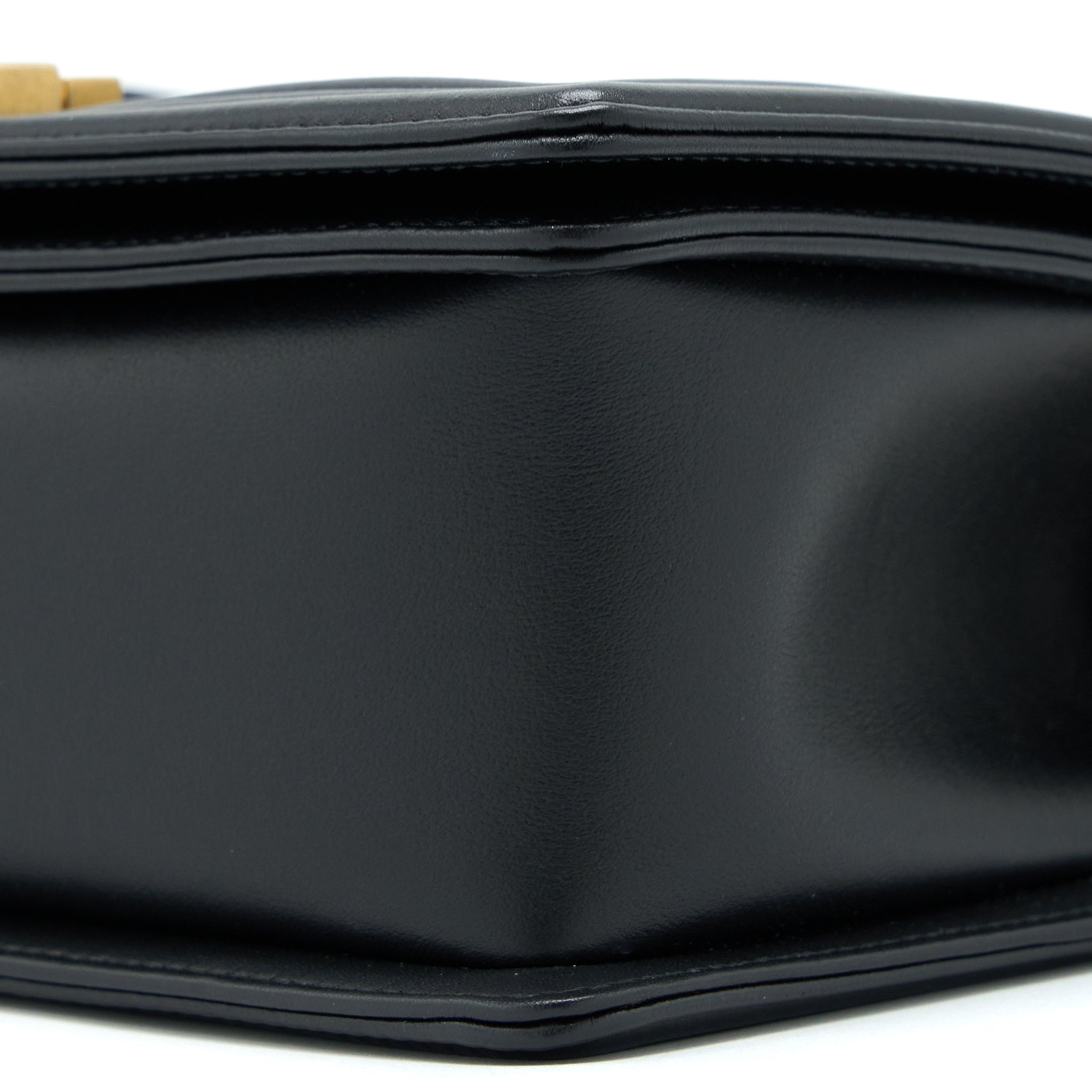 chanel-medium-boy-bag-lambskin-black-brushed-ghw-microchip