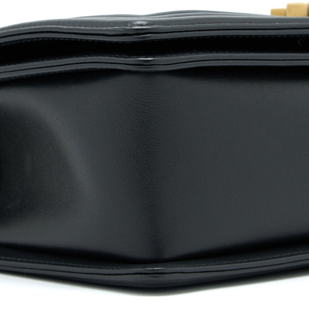 chanel-medium-boy-bag-lambskin-black-brushed-ghw-microchip