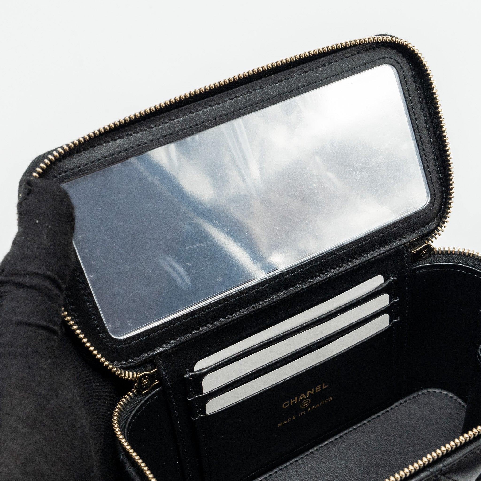 chanel-top-handle-long-vanity-case-lambskin-black-lghw-microchip-copy
