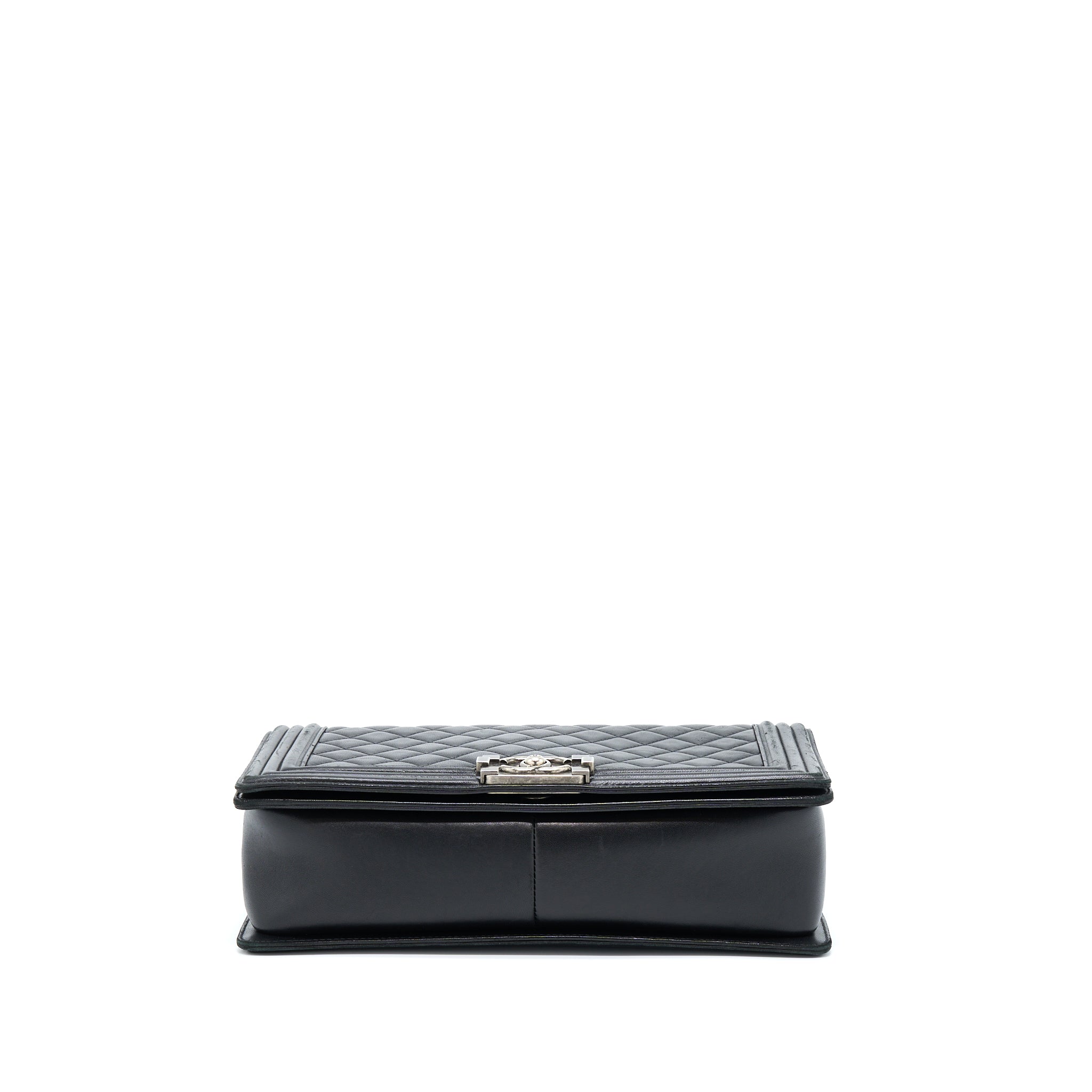 chanel-medium-boy-bag-lambskin-black-ruthenium-shw