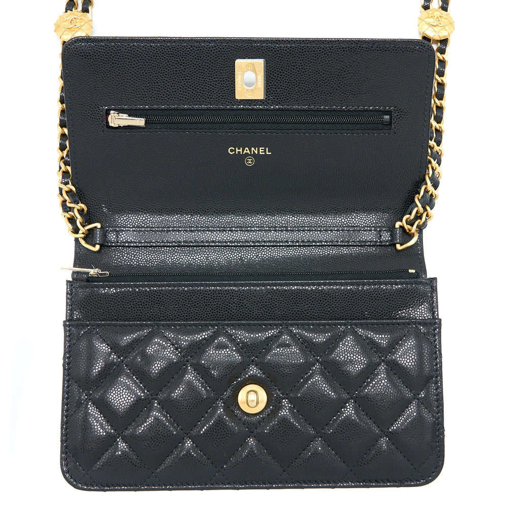 chanel-22a-wallet-on-chain-caviar-black-ghw-microchip