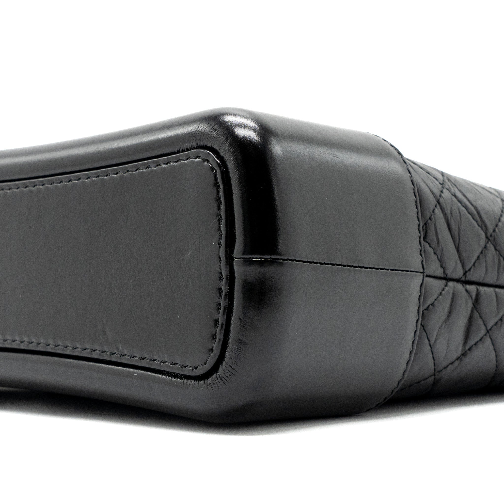 chanel-gabrielle-hobo-bag-calfskin-black-multicolour-hardware-copy-1