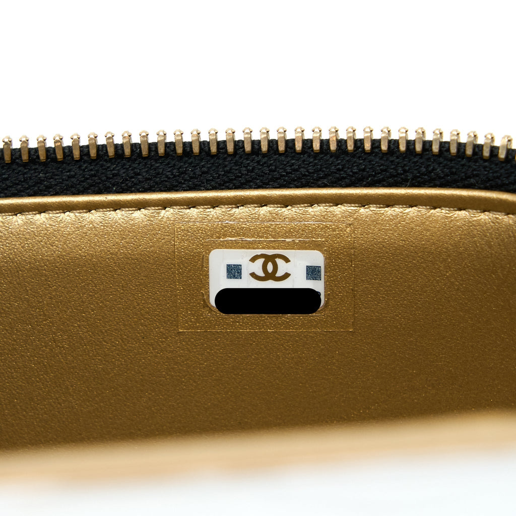 chanel-22b-pearl-crush-long-vanity-with-chain-lambskin-black-ghw-1