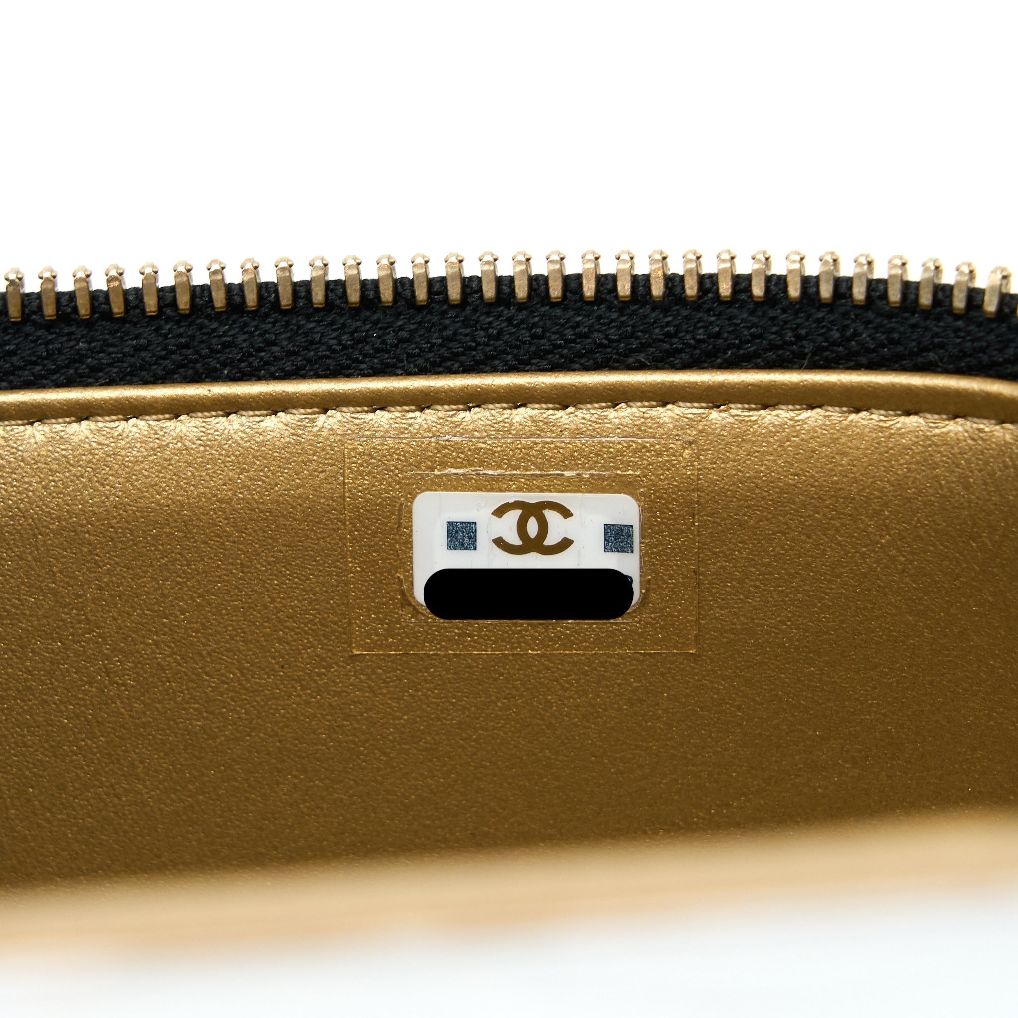 chanel-22b-pearl-crush-long-vanity-with-chain-lambskin-black-ghw-1