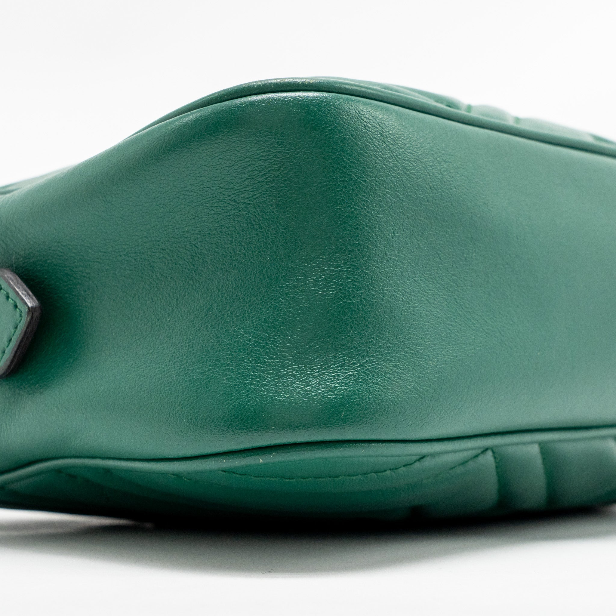 gucci-small-gg-marmont-crossbody-camera-bag-calfskin-green-ghw