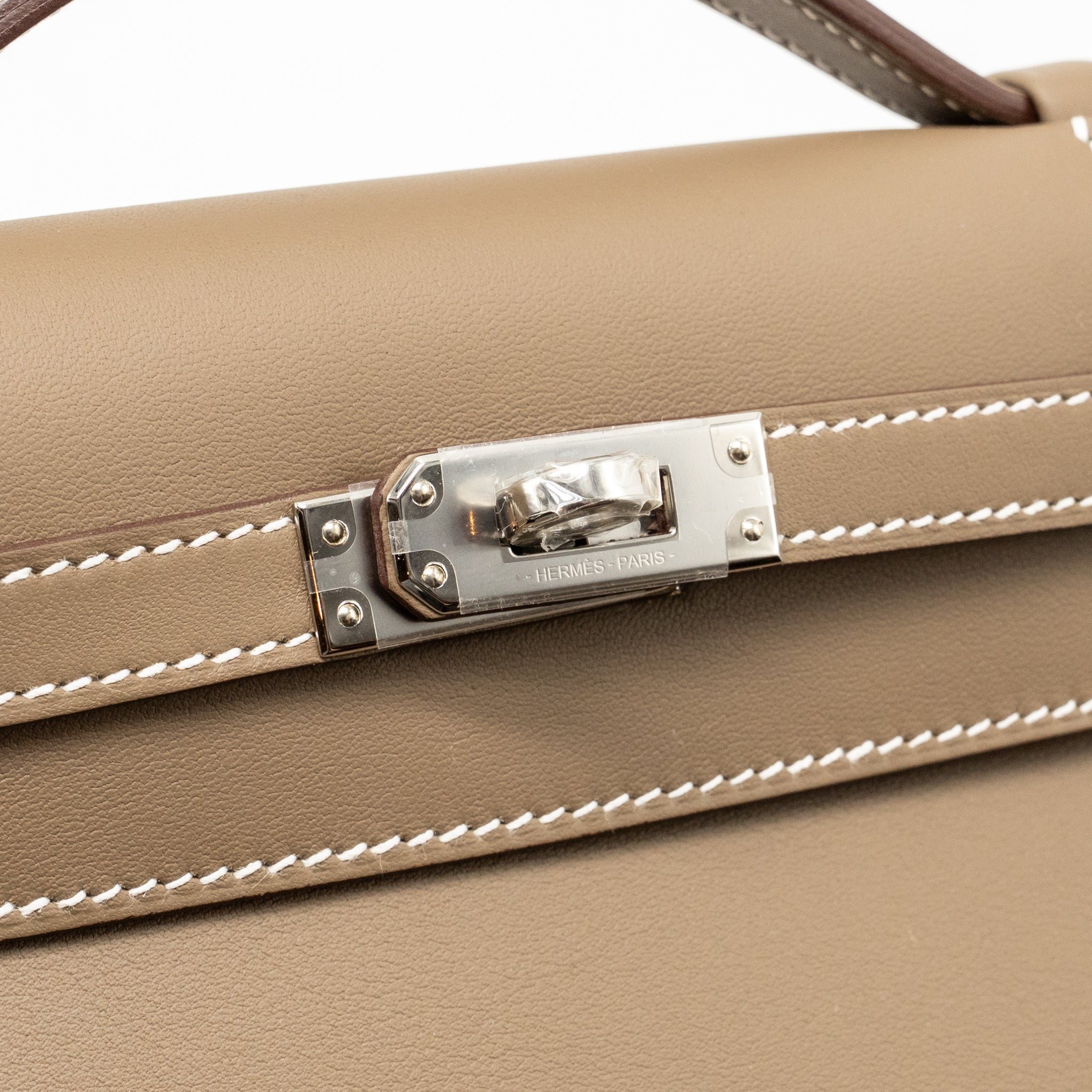 hermes-kelly-pochette-swift-etoupe-shw-stamp-w