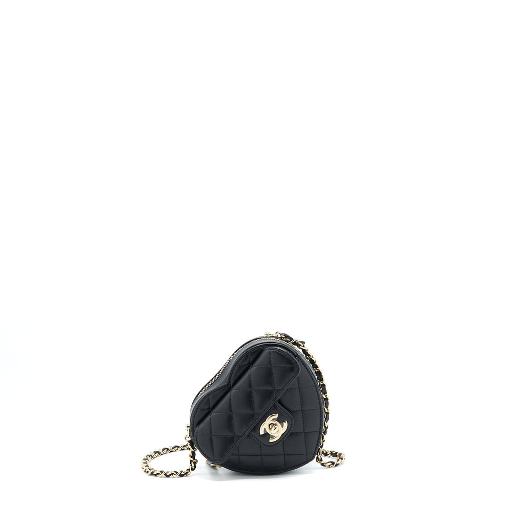 chanel-22s-heart-belt-bag-lambskin-black-lghw-6